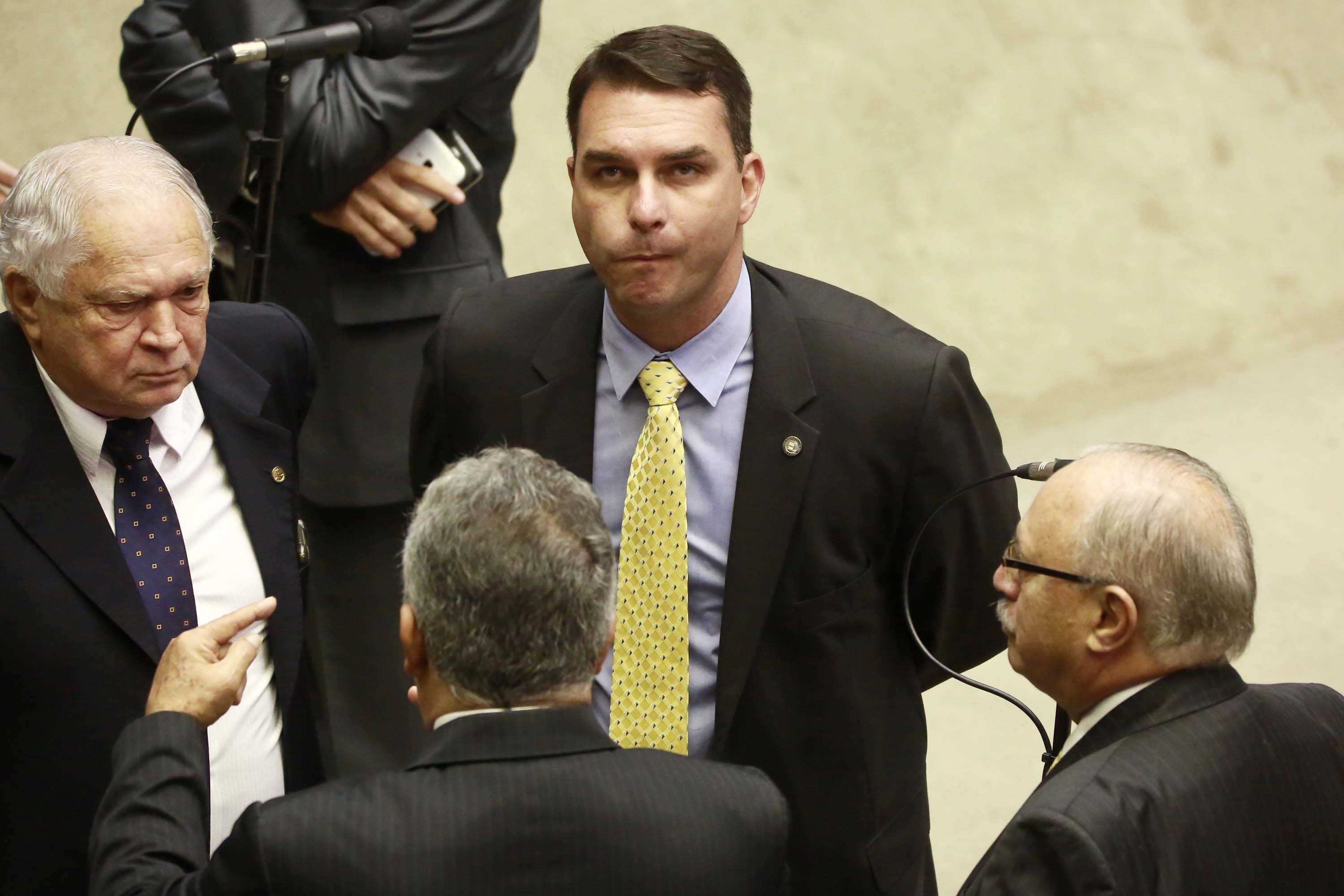 Deputado Flávio Bolsonaro durante sessão especial conjunta do Senado Federal e Câmara dos Deputados (DF). 06/11/2018 -