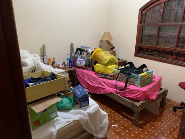 Fotos feitas pela Polícia Civil de São Paulo mostram a Casa onde estava o ex-assessor parlamentar Fabrício Queiroz. O imóvel em Atibaia, no interior de São Paulo, pertence a Frederick Wassef, advogado do senador Flávio Bolsonaro. por Polícia Civil de São Paulo