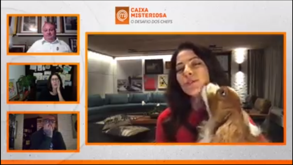 Carência no ar A jornalista Ana Paula Padrão estava em sua casa, numa live do Master Chef Brasil, na Band, quando seu cachorrinho, Mané, invadiu a cena. “Ele tá carente”, disse ela.