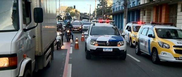 Acidente causa congestionamento no Centro de Vitória por Reprodução/TV Gazeta