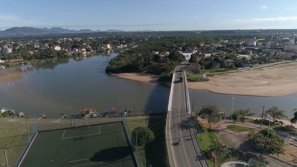 Vista aérea de Nova Almeida e Praia Grande