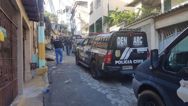Operação policial no Complexo da Penha, em Vitória
