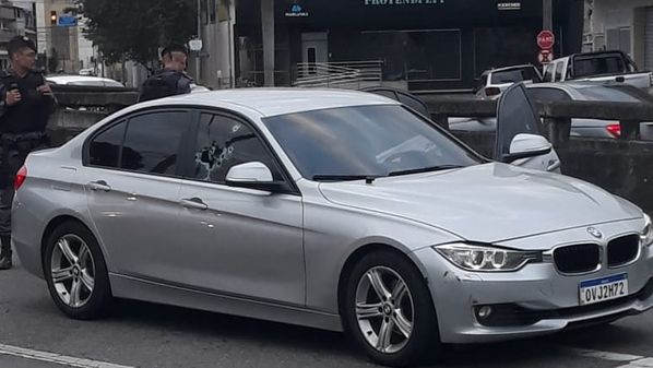 Lista dos dez veículos com o imposto mais alto no Estado tem ainda Porsches e Lamborguinis. Veja valores