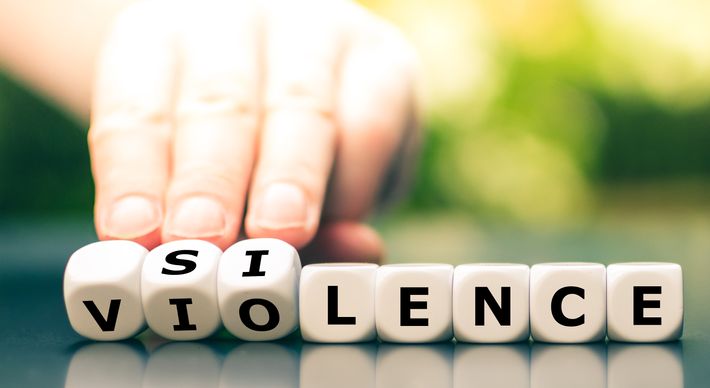 Cuidado com o que você anda dizendo por aí. Pode não parecer, mas algumas frases e termos são, sim, homofobia. Veja algumas abaixo e dê adeus a elas