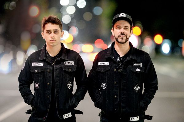 Laudz e Zegon formam o Tropkillaz, que possuem mais de 60 sucessos