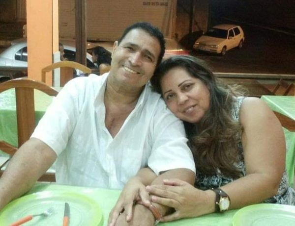 O casal passou semanas em internação e não resistiu ao coronavírus