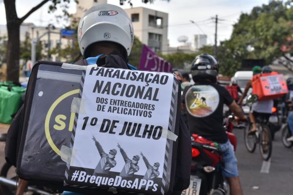 Entregadores de aplicativo fazem manifestação em Vitória nesta quarta-feira (1) por Fernando Madeira
