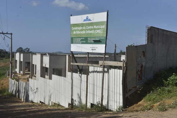 Cariacica - ES - Obras municipais que ficarão para próxima gestão: CMEI no bairro Alzira Ramos.