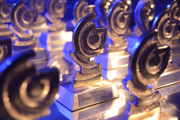 Troféu do Prêmio Gazeta Empresarial representa o sucesso das marcas