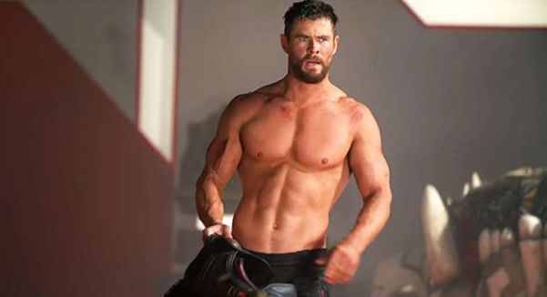 O ator Chris Hemsworth em cena do filme de Thor