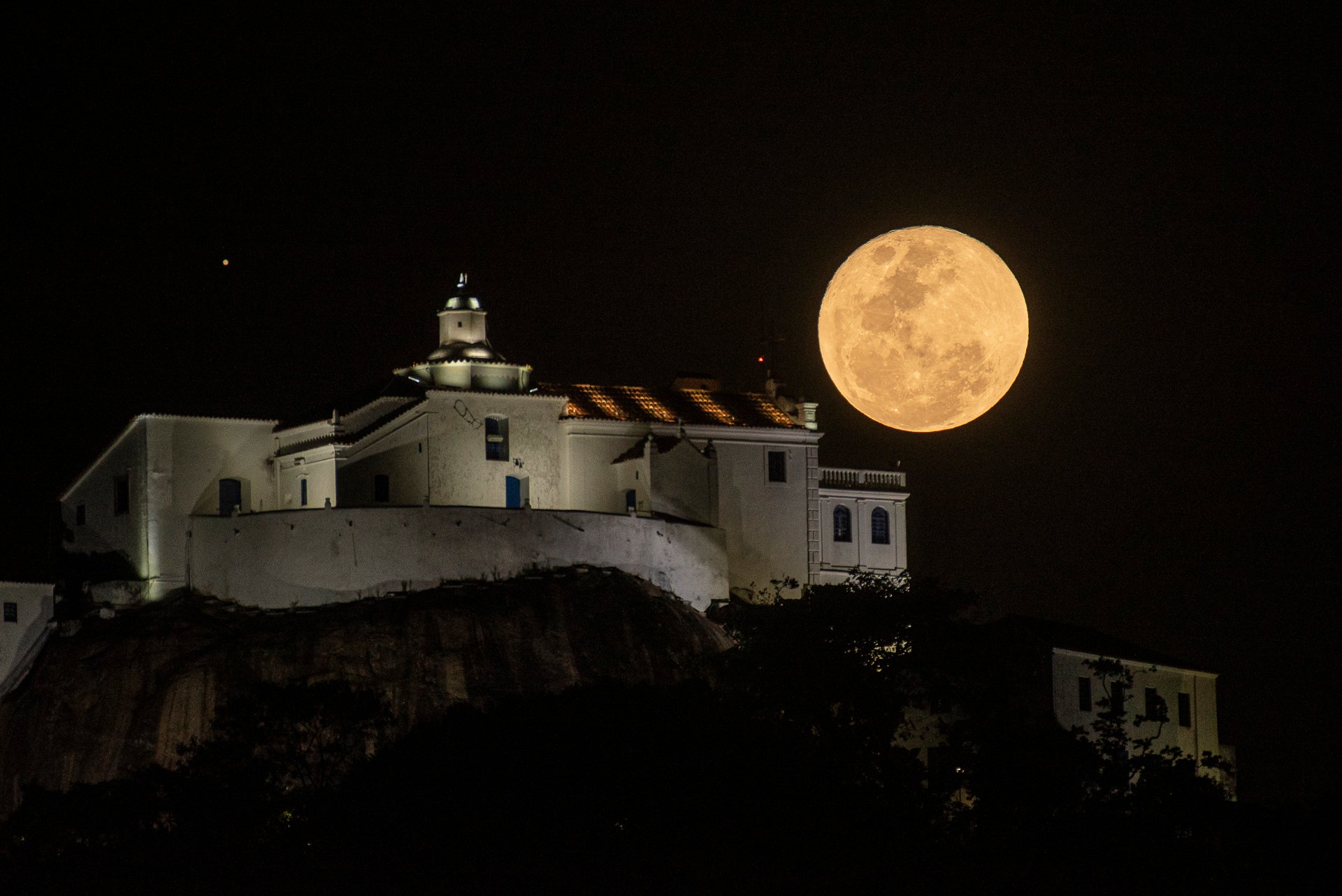 Natal volta a ter lua cheia pela primeira vez desde 1977 ENTRETENIMENTO  Entretenimento - Minasnews.com - A notícia como ela realmente é!