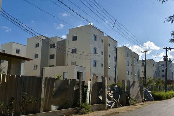 Residencial Limão, no bairro Antônio Ferreira Borges, em Cariacica, do Programa MInha Casa Minha Vida. por Fernando Madeira
