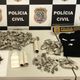 Imagem - Dois irmãos são presos por tráfico de drogas em bairro da Serra