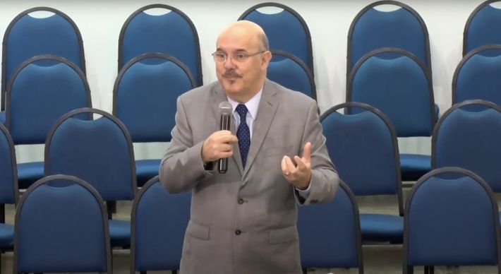 Ligado à Universidade Mackenzie, Ribeiro era o nome do 'paulista' citado por Bolsonaro ao se referir aos candidatos ao cargo no MEC, vago desde a saída de Abraham Weintraub