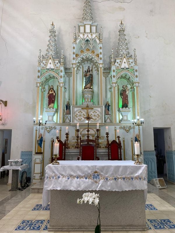Imagens do interior da Igreja Nossa Senhora dos Navegantes  por Maria Alice Bianchi - Paróquia Santíssima Trindade