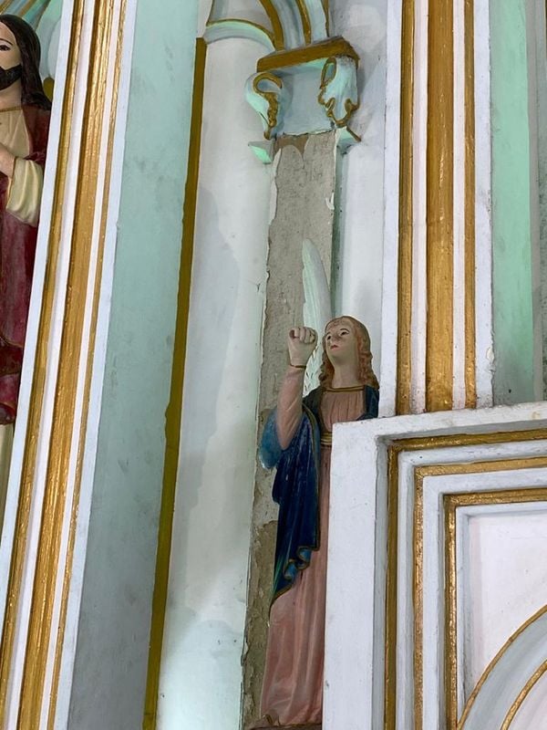 Imagens do interior da Igreja Nossa Senhora dos Navegantes por Maria Alice Bianchi - Paróquia Santíssima Trindade
