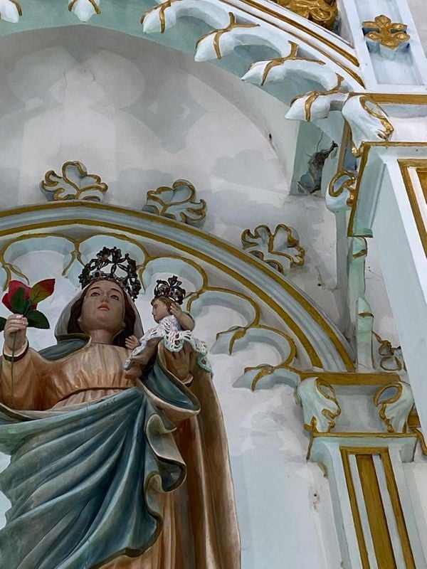 Imagens do interior da Igreja Nossa Senhora dos Navegantes por Maria Alice Bianchi - Paróquia Santíssima Trindade