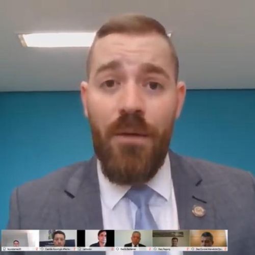 Renzo Vasconcelos, que voltou a participar das sessões virtuais da Assembleia, chegou a ser removido para se tratar em São Paulo