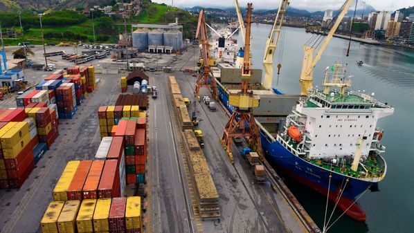 Iniciativa que busca estimular a navegação entre os portos nacionais, a chamada cabotagem