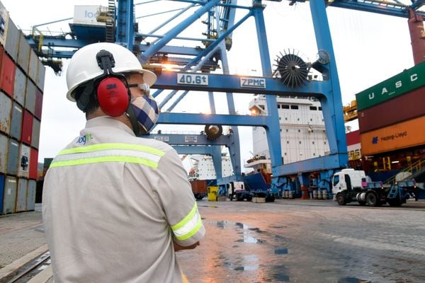 Gustavo Paixão, gerente operacional do Terminal Portuário de Vila Velha (TVV), único terminal de contêineres do Estado. O terminal é administrado pela empresa Log-in Logística.   por Carlos Alberto Silvs