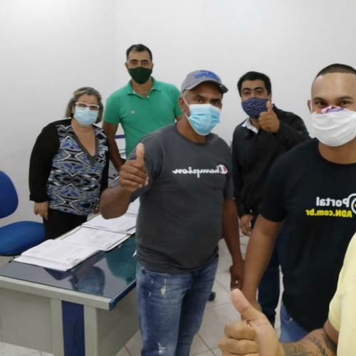 Vice de cidade do ES que estava nos EUA voltou e deve assumir a prefeitura