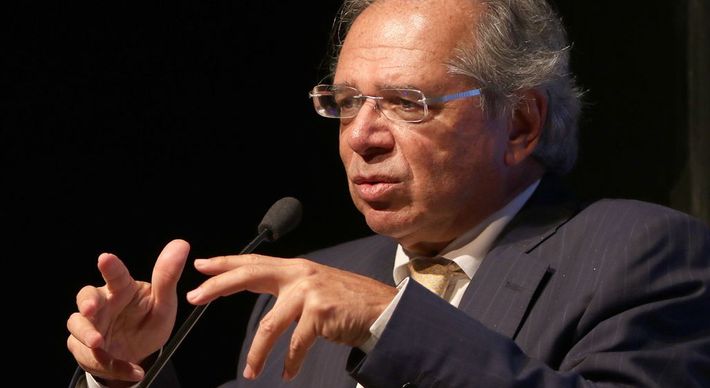 Ministro da Economia quer renegociar novo pacto federativo que tramita no Congresso, por conta dos gastos decorrentes da pandemia