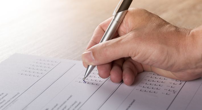 O ponto que certamente está gerando maior expectativa é a definição de quais seriam as carreiras exclusivas de Estado que terão a proteção tão sonhada estabilidade