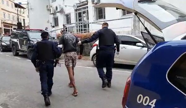 Suspeito de invadir cemitério em Viana é preso