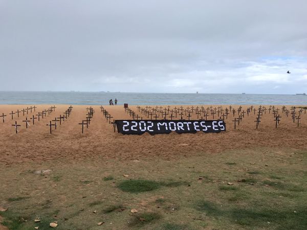 Homenagem às vítimas da Covid-19 no ES realizada na Praia da Costa, em Vila Velha por Leandro Tedesco | TV Gazeta