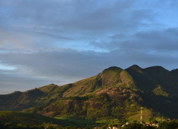 O belo amanhecer na Serra por Ricardo Medeiros
