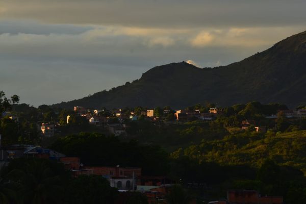 O belo amanhecer na Serra por Ricardo Medeiros