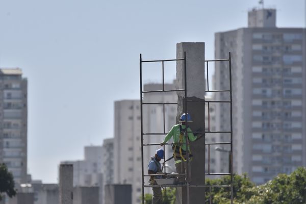 Vila Velha - ES - Obras no Terminal de Itaparica por Vitor Jubini
