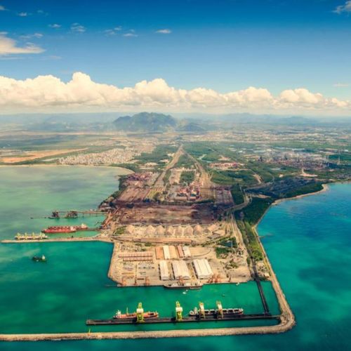 Petrobras fica até maio em píer de Tubarão e negocia com Porto de Vitória
