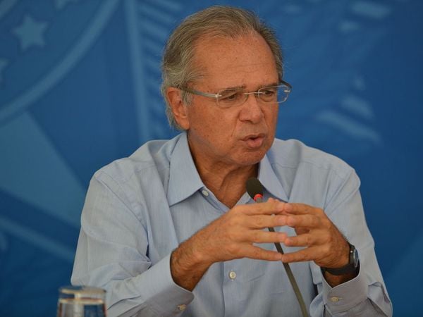 Ministro da Economia, Paulo Guedes, quer mudar programas sociais do governo federal
