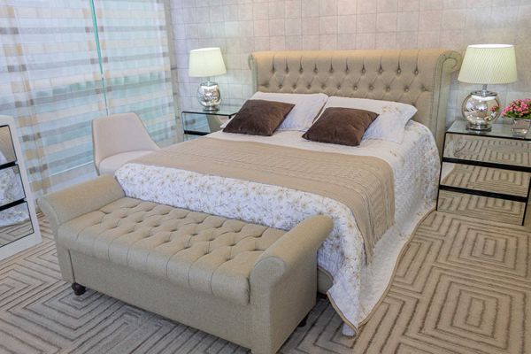 Quarto decorado com tons pastéis