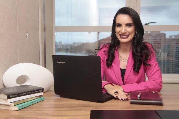 Gisélia Freitas, profissional de Carreiras