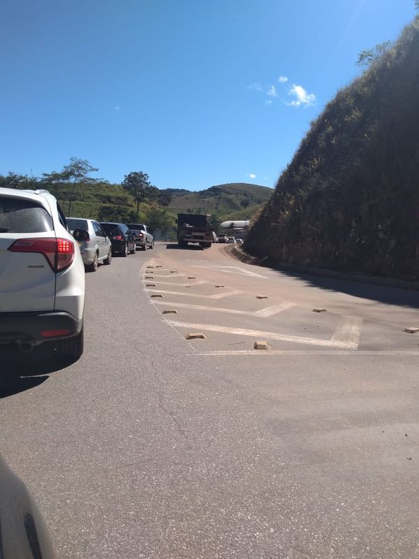 A carreata se estendeu do distrito de Governador Lacerda de Aguiar, próximo à divisa com Barra de São Francisco até o cemitério de Santo Agostinho por Foto do leitor