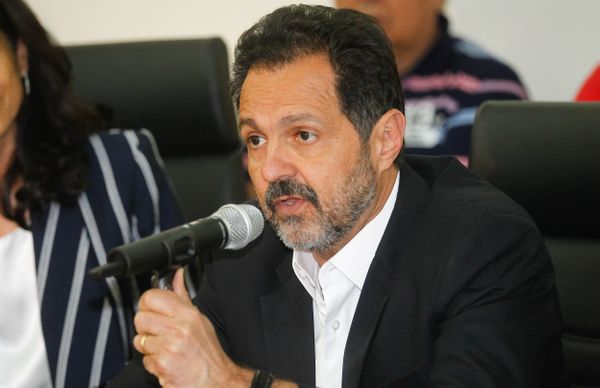 Ex-governador do DF Agnelo Queiroz é alvo de operação 