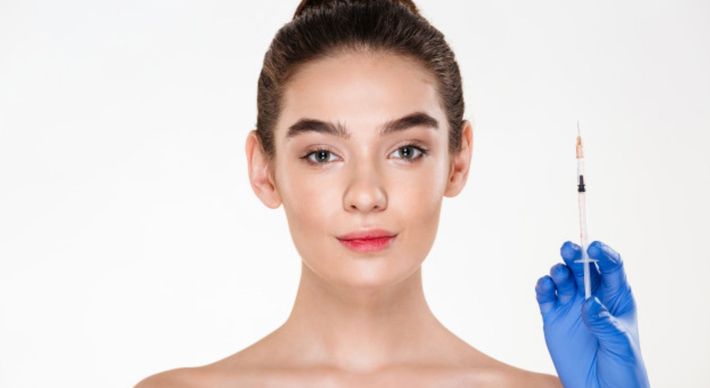 Especialista explica em detalhes as diferenças entre os procedimentos dermatológicos mais solicitados no consultório