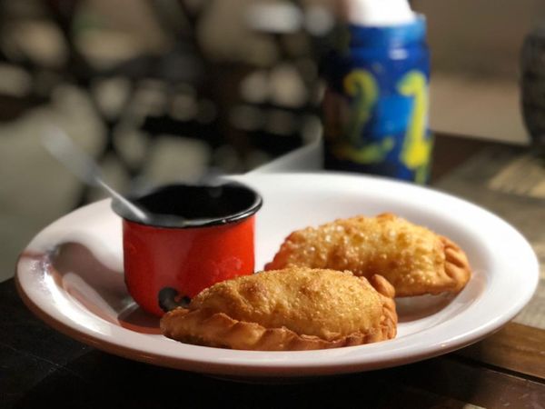 Empanadas fritas do El Libertador, de cozinha latino-americana por Evelize Calmon