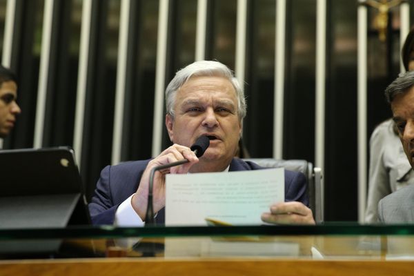 O ex-deputado federal José Mentor (PT), morreu aos 71 anos de idade