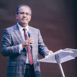 Ele afirma que Moraes é o "maior responsável" pelas sanções que o Brasil vem recebendo dos EUA, como o tarifaço sobre produtos nacionais