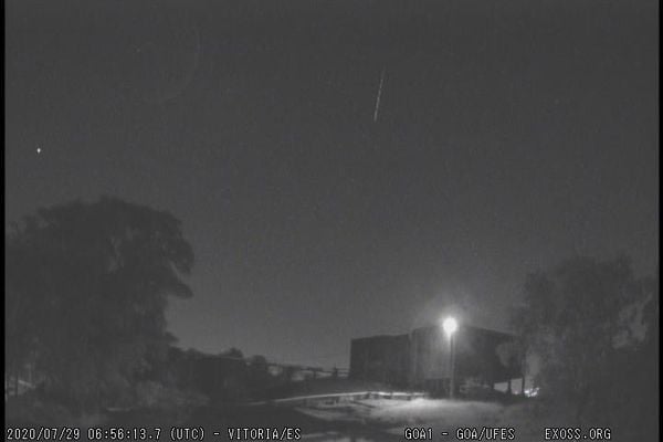 Chuva de meteoros no céu do ES por Gaturamo | Ufes