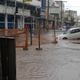 Imagem - Chuva forte causa alagamentos na Grande Vitória e queda de barreira na BR 262