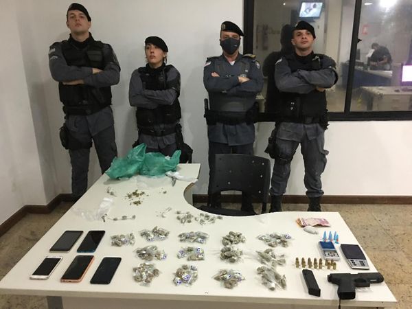 A Polícia Militar prendeu um dos gerentes do tráfico de drogas do Bairro da Penha, em Vitória, nesta sexta-feira (31)