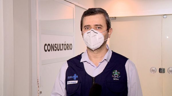 Nésio Fernandes, secretário de Saúde do ES, inaugura leitos na Santa Casa de Colatina