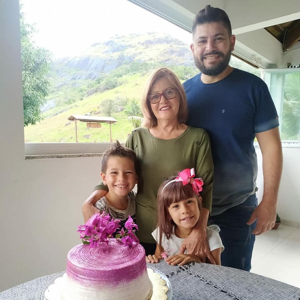 Rodrigo Maxwel e os filhos