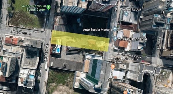 Trecho em amarelo mostra como deve ficar o acesso após demolição do Chalé Motel