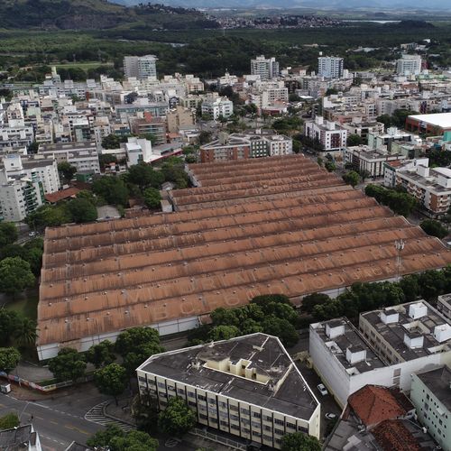 Fundos podem disputar área dos galpões do IBC e pagar até R$ 50 milhões