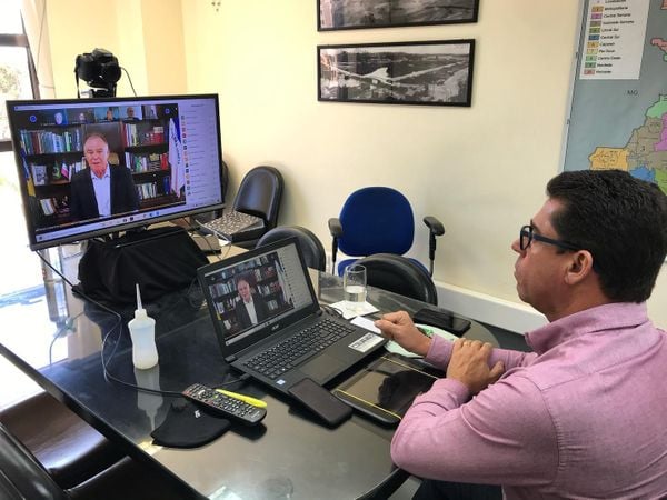 Marcelo Santos participa de solenidade virtual com governador Renato Casagrande